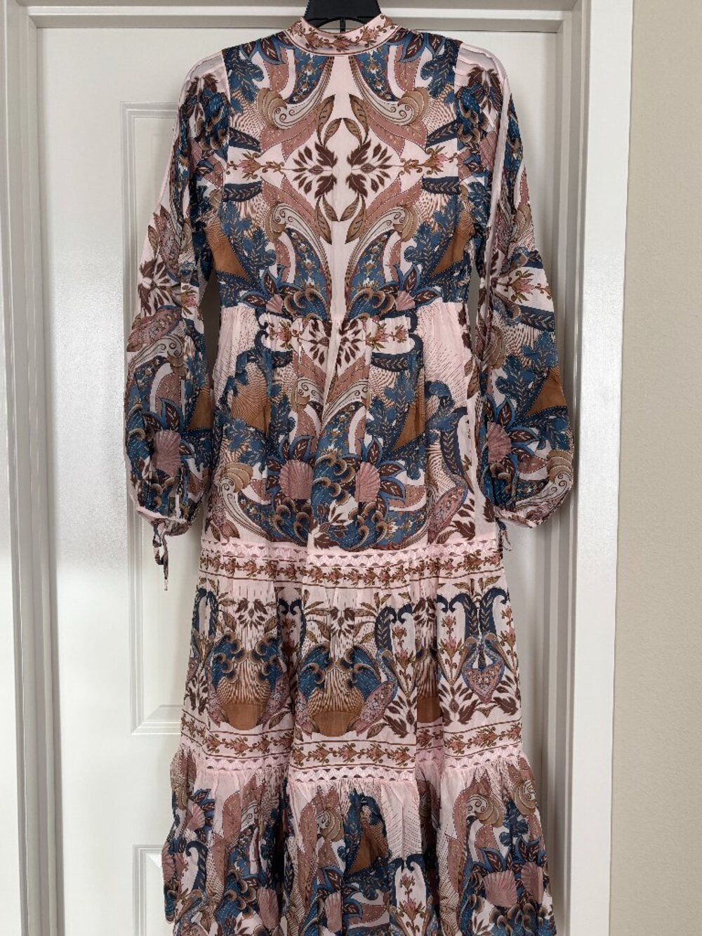 *NEW* Farm Rio Sea Garden Midi Dress Sz XS Pink Blue Gold Cream - Picture 5 of 8